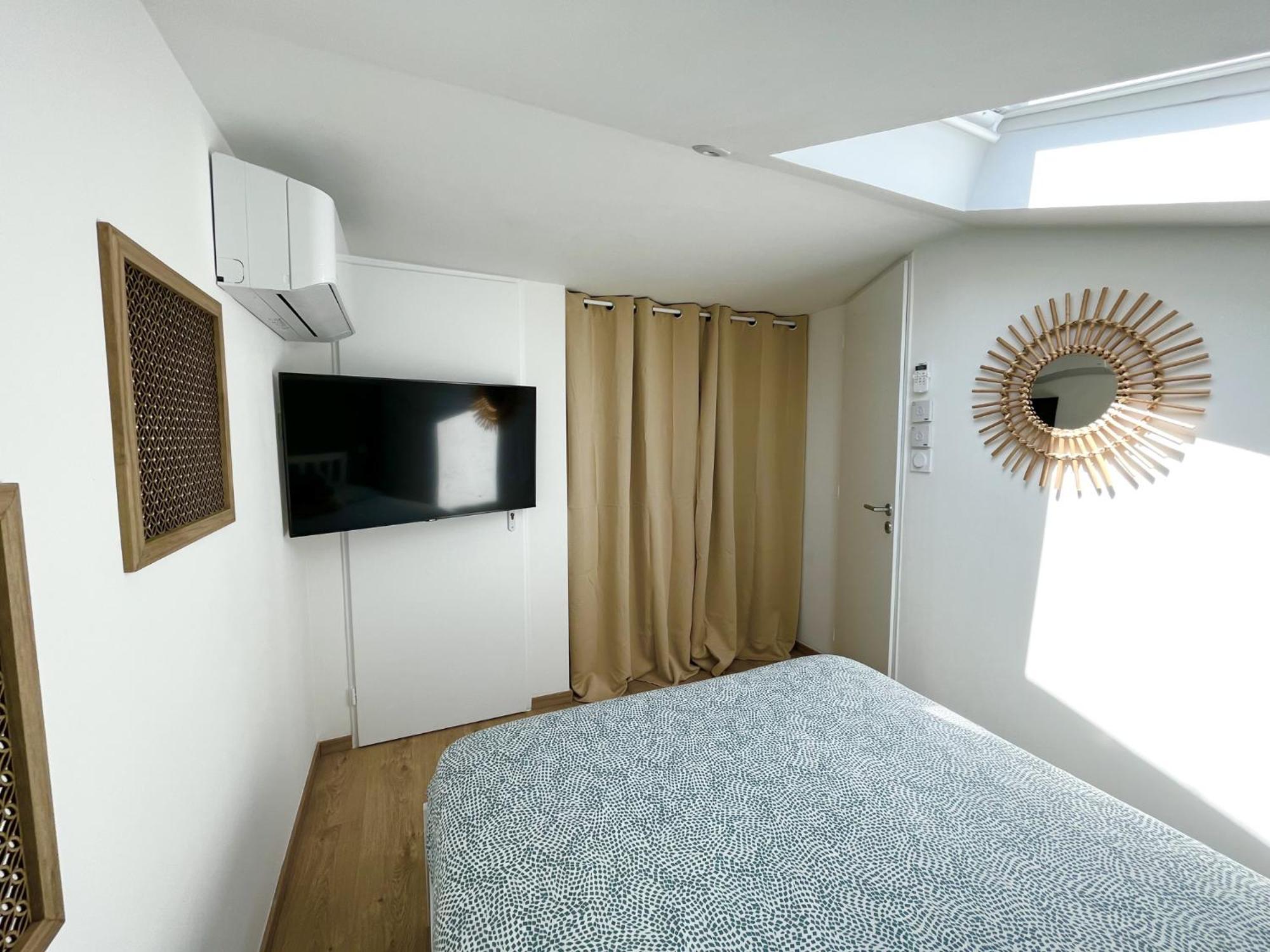 Duplex Centre Ville - 50M De La Plage - Clim - Garage - Netflix Le Grau-du-Roi Cameră foto